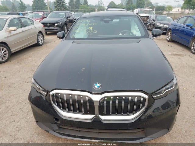 BMW 540i Xdrive 2024 WBA63FJ02RCR15394 Image 12