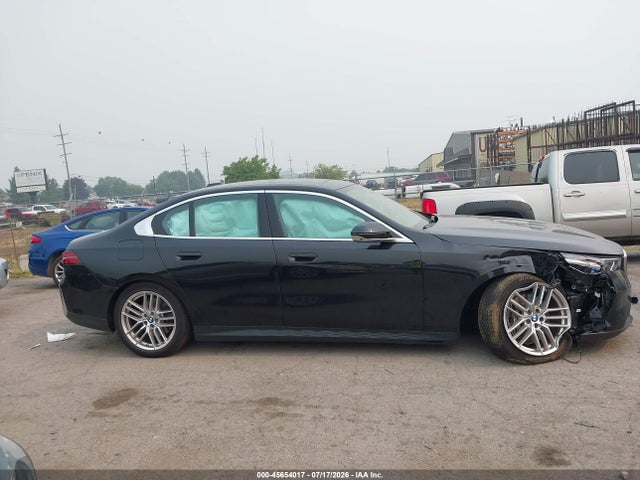 BMW 540i Xdrive 2024 WBA63FJ02RCR15394 Image 13