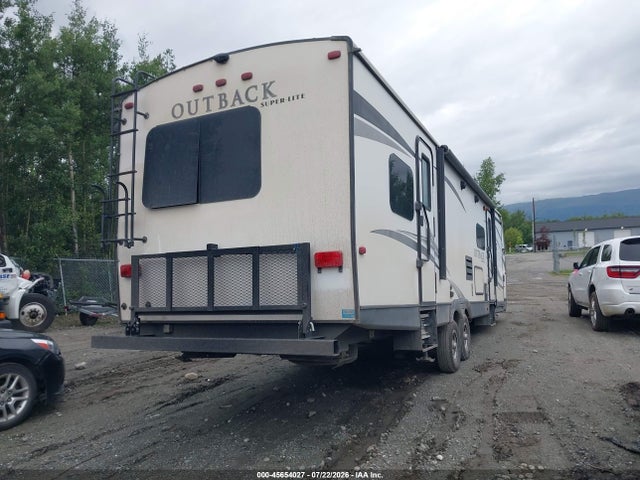 Keystone Outback 2017 4YDT32427HB453072 Image 4
