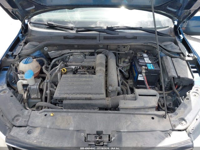 3VW267AJ0GM228642 Volkswagen Jetta 1.4t S