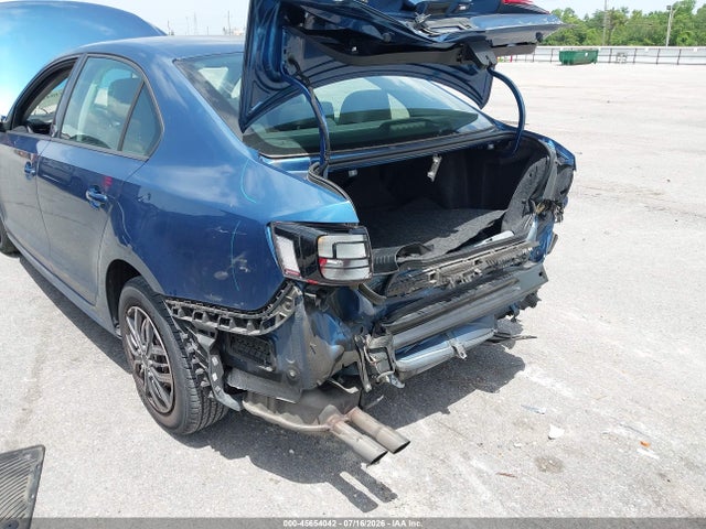3VW267AJ0GM228642 Volkswagen Jetta 1.4t S