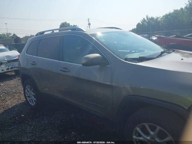 Продаж на аукціоні авто 2017 Jeep Cherokee Latitude, vin: 1C4PJMCB4HW611769, номер лоту: 45654076