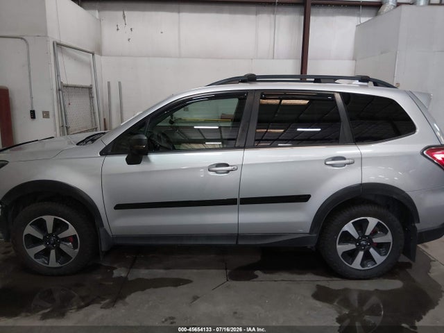Subaru Forester 2.5i Premium 2018 JF2SJAGC1JH504122 Image 15
