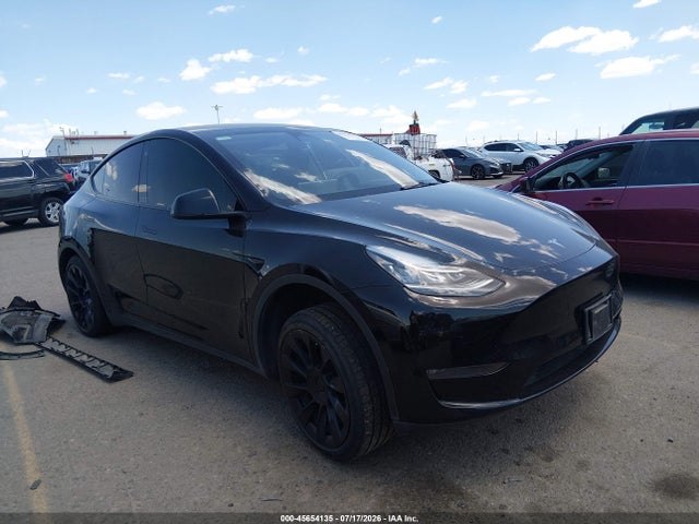 2023 Tesla Model Y Awd/long Range Dual Motor All-wheel Drive მანქანა იყიდება აუქციონზე, vin: 7SAYGDEE0PA125795, აუქციონის ნომერი: 45654135