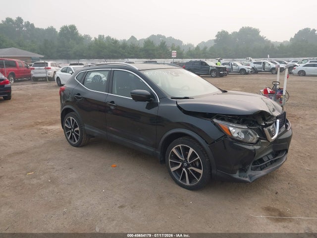 2018 Nissan Rogue Sport Sl მანქანა იყიდება აუქციონზე, vin: JN1BJ1CR1JW206855, აუქციონის ნომერი: 45654179