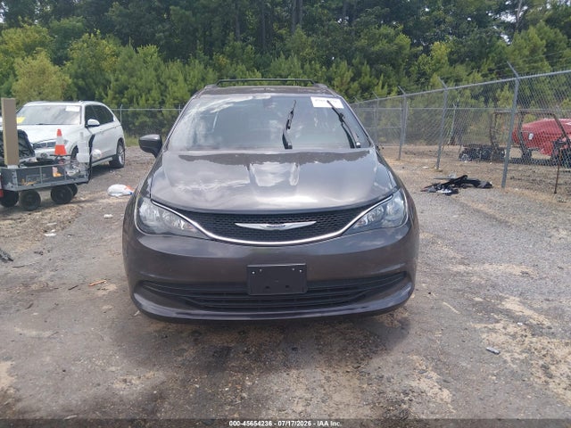 Продаж на аукціоні авто 2020 Chrysler Voyager Lxi, vin: 2C4RC1DG3LR156989, номер лоту: 45654236