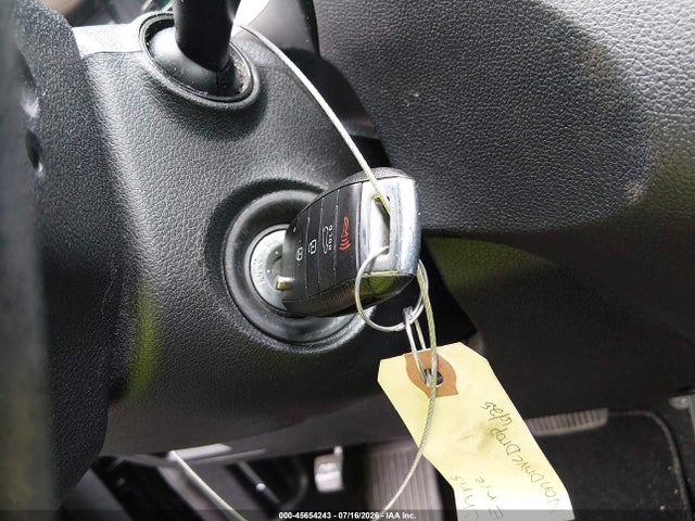 45654243 :رقم المزاد ، 5XYPG4A32HG281606 vin ، 2017 Kia Sorento 2.4l Lx مزاد بيع
