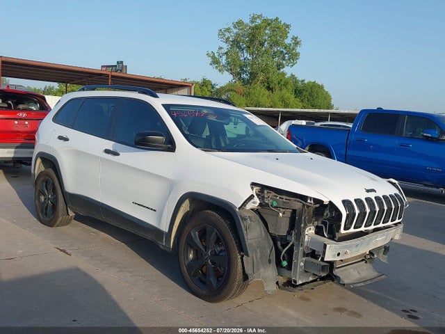 2017 Jeep Cherokee Altitude Fwd მანქანა იყიდება აუქციონზე, vin: 1C4PJLAB3HD237843, აუქციონის ნომერი: 45654252