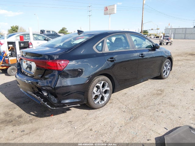 KIA Forte Lxs 2021 3KPF24AD1ME298892 Image 4