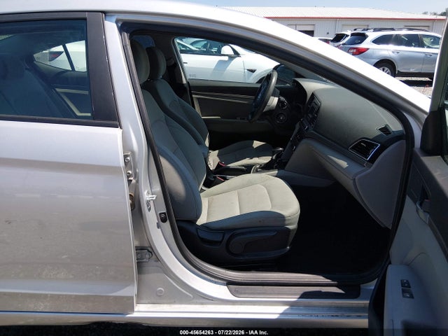 45654263 :رقم المزاد ، 5NPD74LF9HH085035 vin ، 2017 Hyundai Elantra Se مزاد بيع