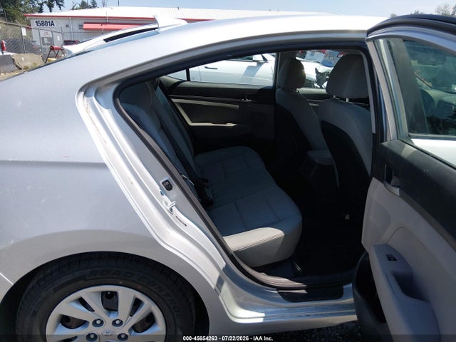 45654263 :رقم المزاد ، 5NPD74LF9HH085035 vin ، 2017 Hyundai Elantra Se مزاد بيع