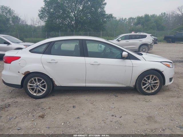 Ford FOCUS SE 2016 1FADP3F2XGL298045 Image 13