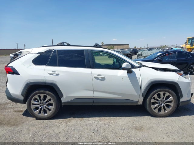 Toyota Rav4 Xle Premium 2020 JTMC1RFV3LD517615 Image 13