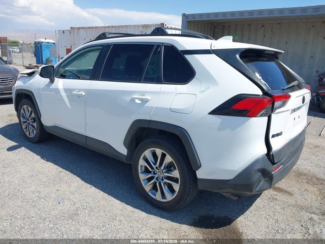Toyota Rav4 Xle Premium 2020 JTMC1RFV3LD517615 Image 3