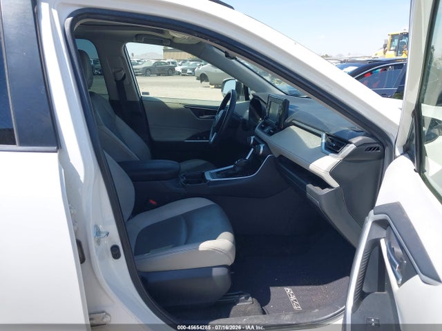 Toyota Rav4 Xle Premium 2020 JTMC1RFV3LD517615 Image 5