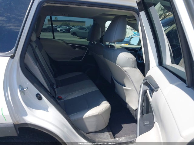 Toyota Rav4 Xle Premium 2020 JTMC1RFV3LD517615 Image 8