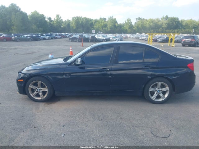 45654351 :رقم المزاد ، WBA3B3G5XENR84128 vin ، 2014 Bmw 328i Xdrive مزاد بيع