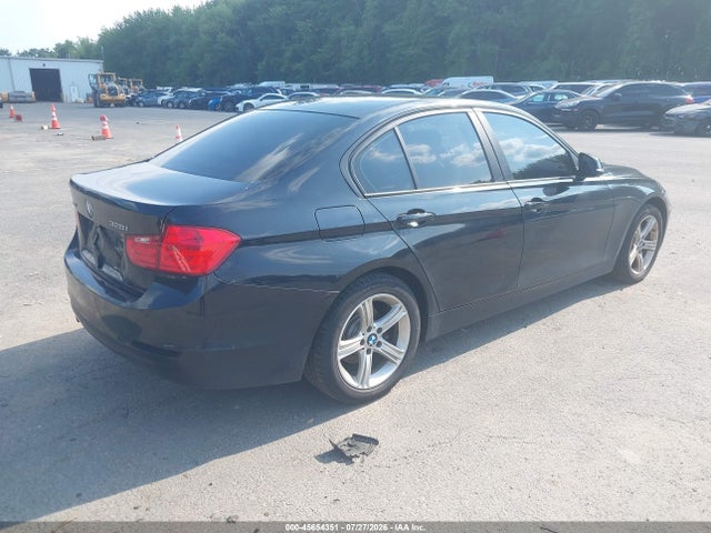 45654351 :رقم المزاد ، WBA3B3G5XENR84128 vin ، 2014 Bmw 328i Xdrive مزاد بيع