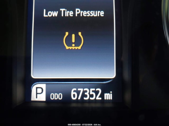 45654358 :رقم المزاد ، 4T1BF1FK5HU768384 vin ، 2017 Toyota Camry Le مزاد بيع