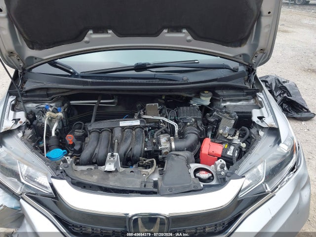 45654379 :رقم المزاد ، 3HGGK5H87JM727071 vin ، 2018 Honda Fit Ex مزاد بيع