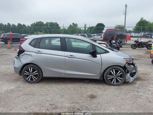 45654379 :رقم المزاد ، 3HGGK5H87JM727071 vin ، 2018 Honda Fit Ex مزاد بيع