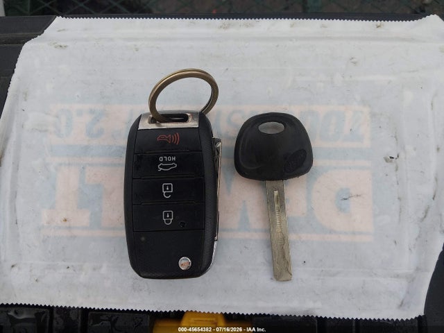KIA Optima Lx 2015 5XXGM4A72FG398728 Image 11
