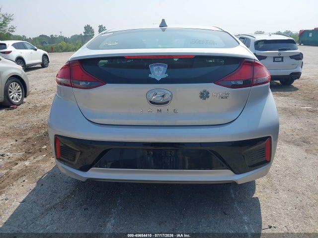 2018 Hyundai Ioniq Hybrid Blue მანქანა იყიდება აუქციონზე, vin: KMHC65LC2JU072693, აუქციონის ნომერი: 45654410