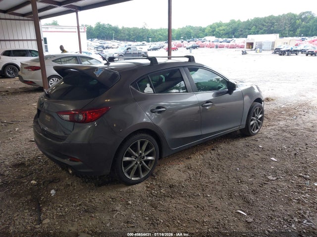 45654431 :رقم المزاد ، 3MZBN1L33JM226504 vin ، 2018 Mazda Mazda3 Touring مزاد بيع