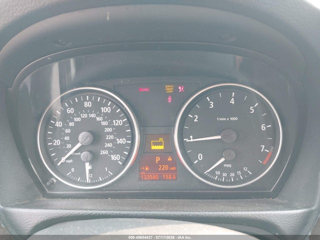 2006 Bmw 325i მანქანა იყიდება აუქციონზე, vin: WBAVB13586KR65809, აუქციონის ნომერი: 45654437