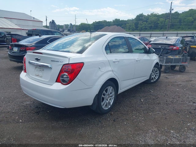 Chevrolet Sonic Lt Auto 2015 1G1JC5SH4F4209263 Image 4