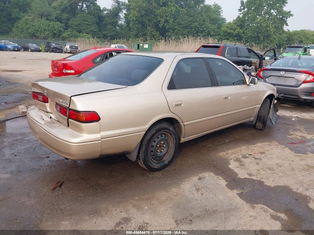 Продажа на аукционе авто 1997 Toyota Camry Le, vin: 4T1BG22K0VU122769, номер лота: 45654476