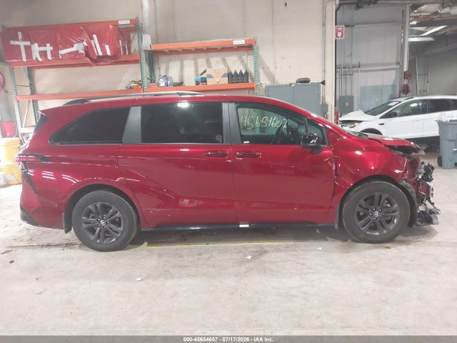 5TDDSKFC9SS206541 Toyota Sienna Xse