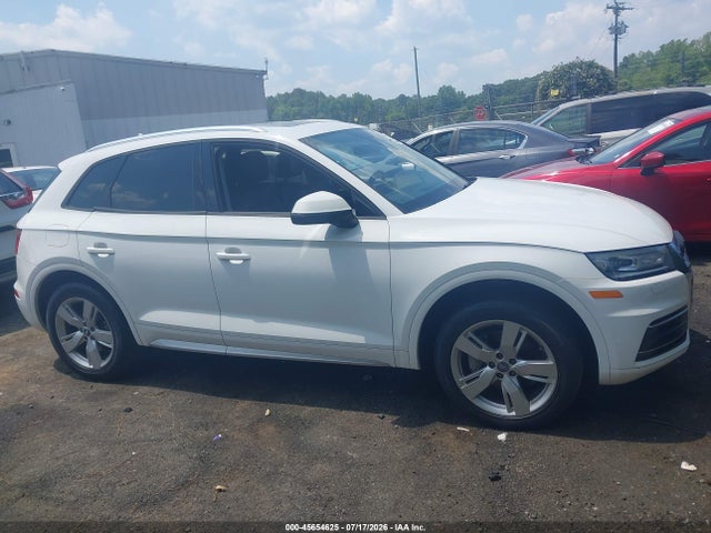 Продажа на аукционе авто 2018 Audi Q5, vin: WA1ANAFY6J2015045, номер лота: 45654625