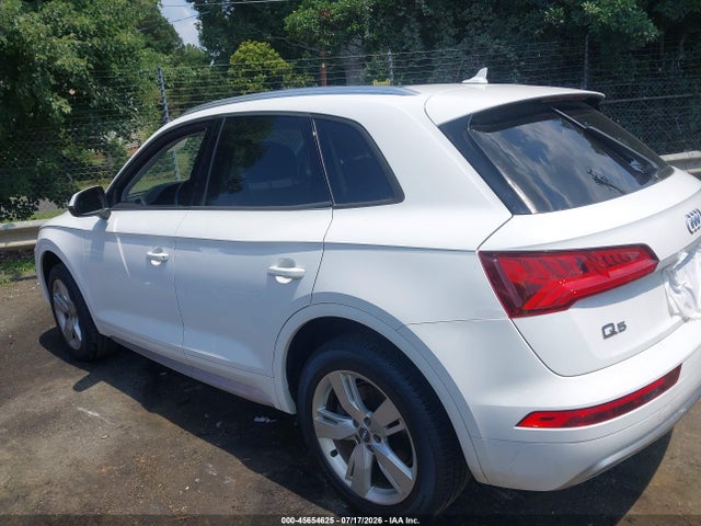 Продажа на аукционе авто 2018 Audi Q5, vin: WA1ANAFY6J2015045, номер лота: 45654625