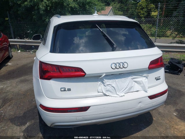 Продажа на аукционе авто 2018 Audi Q5, vin: WA1ANAFY6J2015045, номер лота: 45654625