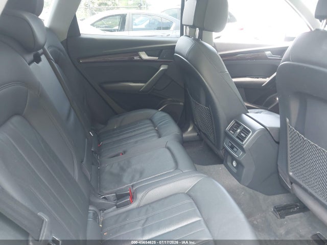 Продажа на аукционе авто 2018 Audi Q5, vin: WA1ANAFY6J2015045, номер лота: 45654625