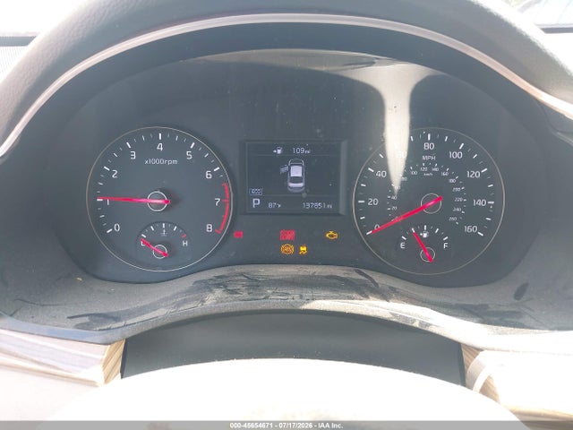 45654671 :رقم المزاد ، KNALB4J11H5036653 vin ، 2017 Kia Cadenza Premium مزاد بيع