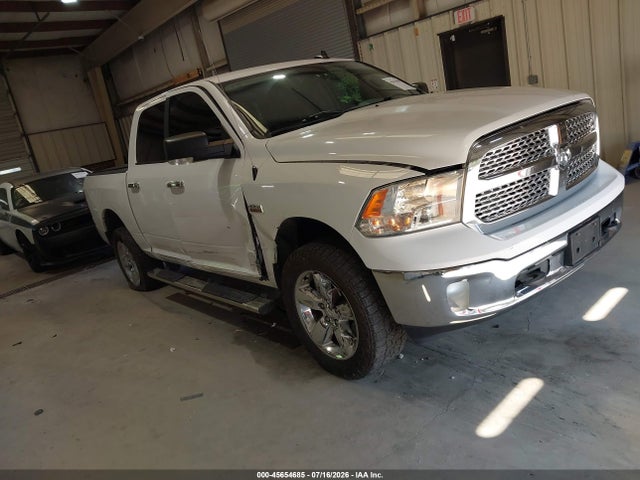 45654685 :رقم المزاد ، 3C6RR7LT2FG666221 vin ، 2015 Ram 1500 Big Horn مزاد بيع