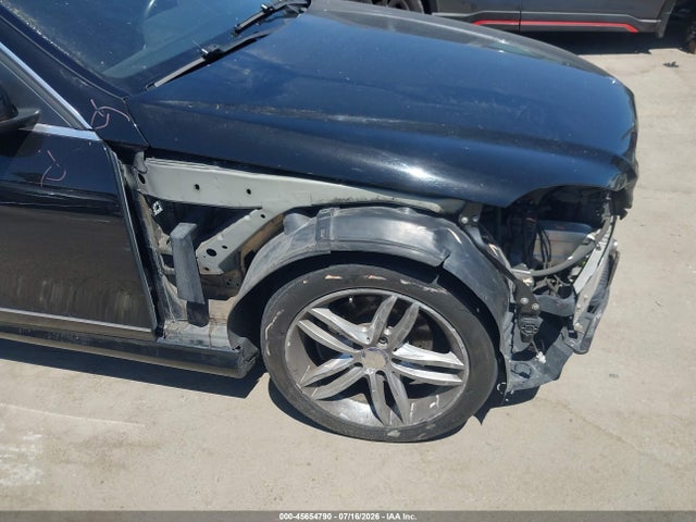 Продажа на аукционе авто 2013 Mercedes-benz C 250 Sport, vin: WDDGF4HB3DR287030, номер лота: 45654790