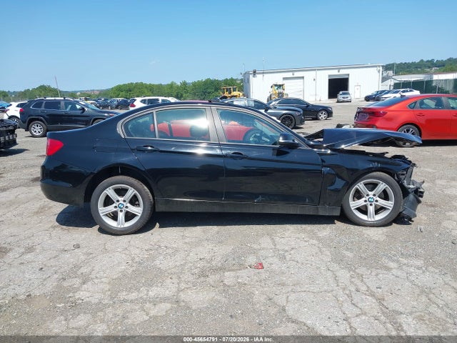BMW 320i Xdrive 2014 WBA3C3G53ENS69639 Image 13