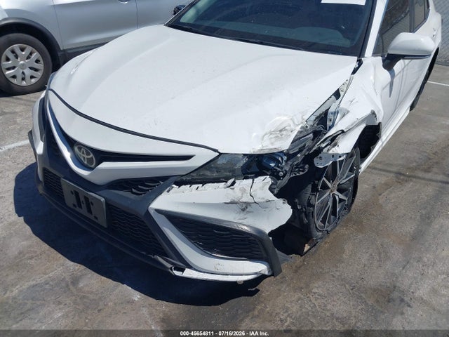 4T1T11AK4MU561103 Toyota CAMRY SE