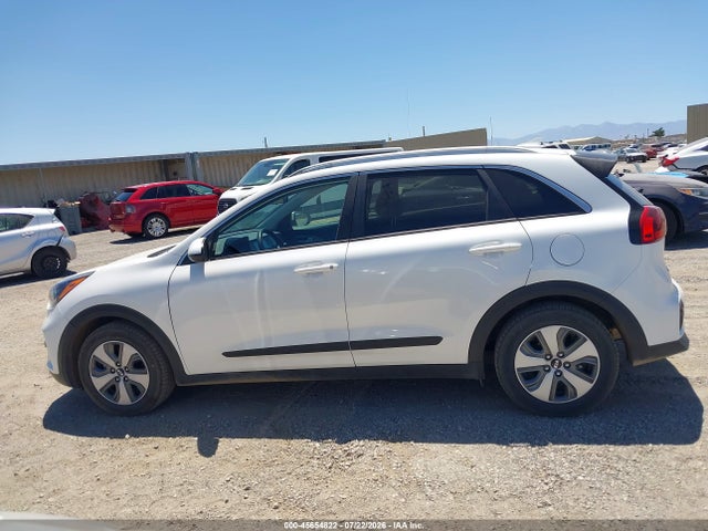 45654822 :رقم المزاد ، KNDCB3LCXL5371611 vin ، 2020 Kia Niro Lx مزاد بيع