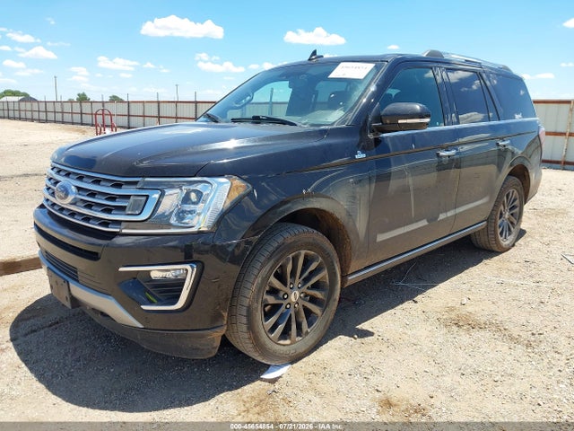 Ford Expedition Limited 2019 1FMJU2AT7KEA36220 Image 2
