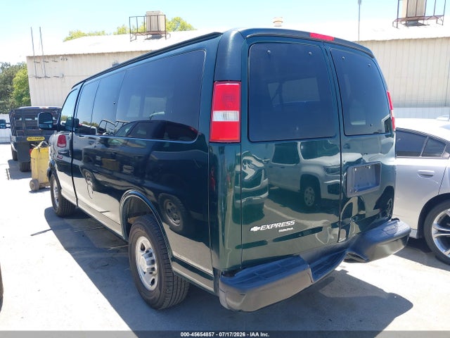 Chevrolet Express 2500 Ls 2015 1GAWGPFF7F1282773 Image 3
