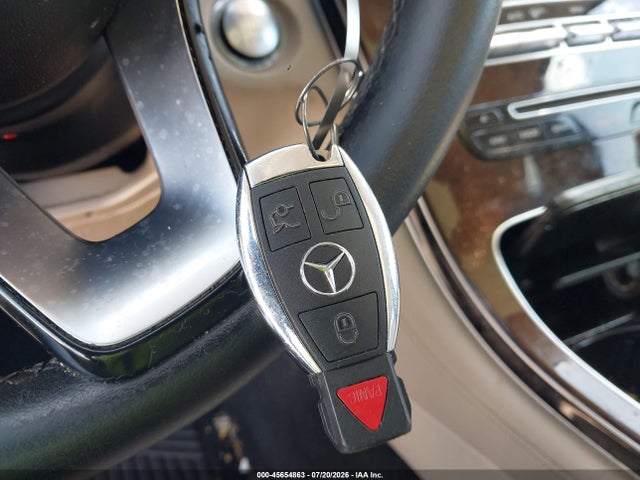 Продаж на аукціоні авто 2017 Mercedes-benz Glc 300, vin: WDC0G4JB4HF182694, номер лоту: 45654863