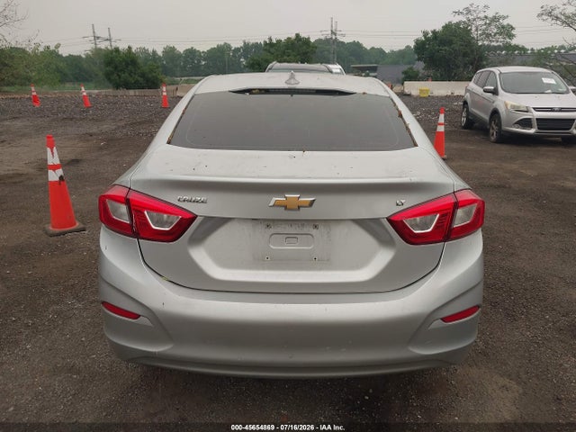 45654869 :رقم المزاد ، 1G1BE5SM8J7196164 vin ، 2018 Chevrolet Cruze Lt Auto مزاد بيع