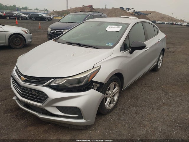45654869 :رقم المزاد ، 1G1BE5SM8J7196164 vin ، 2018 Chevrolet Cruze Lt Auto مزاد بيع