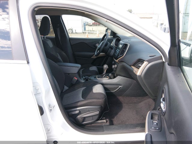 Jeep Cherokee Latitude 4x4 2018 1C4PJMCB4JD528652 Image 5