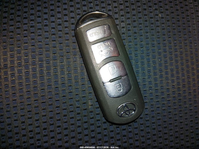45654886 :رقم المزاد ، 3MYDLBYV4JY328924 vin ، 2018 Toyota Yaris Ia مزاد بيع