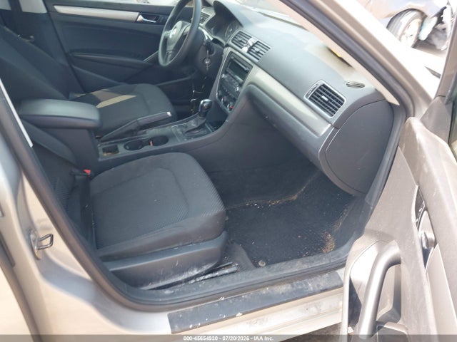 45654930 :رقم المزاد ، 1VWAT7A39EC060794 vin ، 2014 Volkswagen Passat 1.8t S مزاد بيع